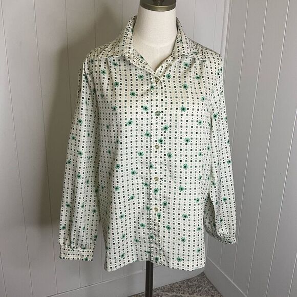 Vintage Montgomery Ward Women's Large White Floral Button Down Shirt Long Sleeve - Picture 1 of 12